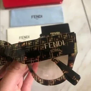 Fendi | Accessories | New Show Stopper Fendi Sunglasses  display picture 3